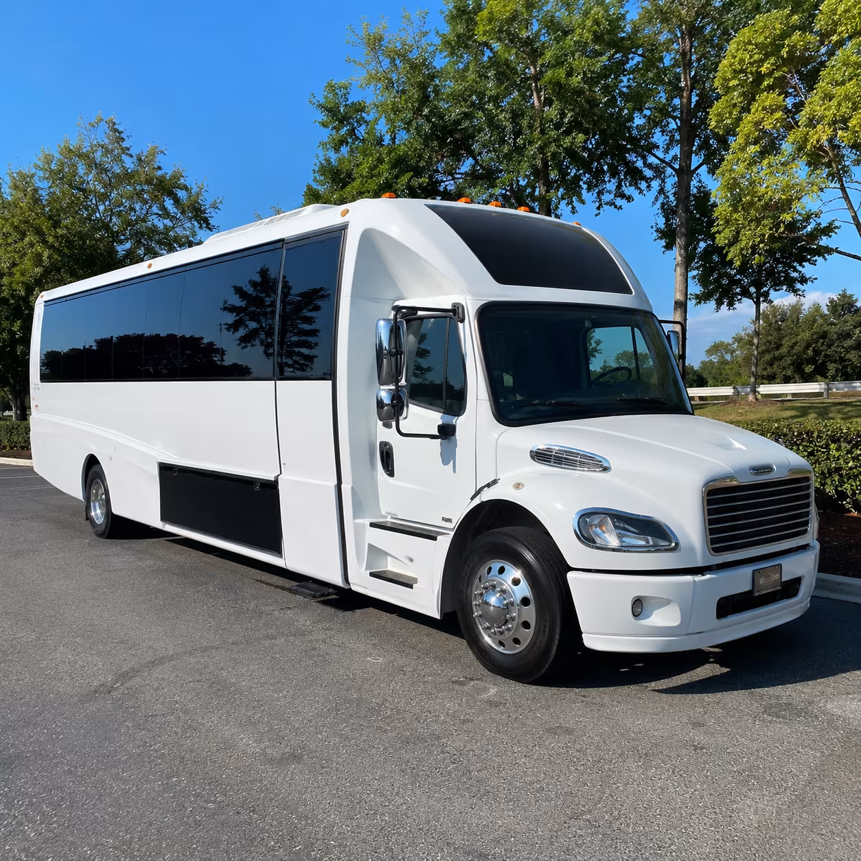 bus rentals for trade shows and corporate events at warwick venues