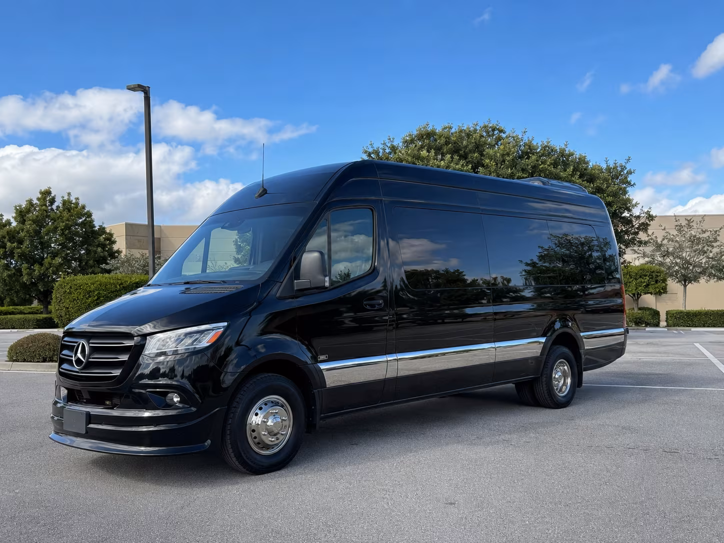 find and book transportation for your next corporate event 3
