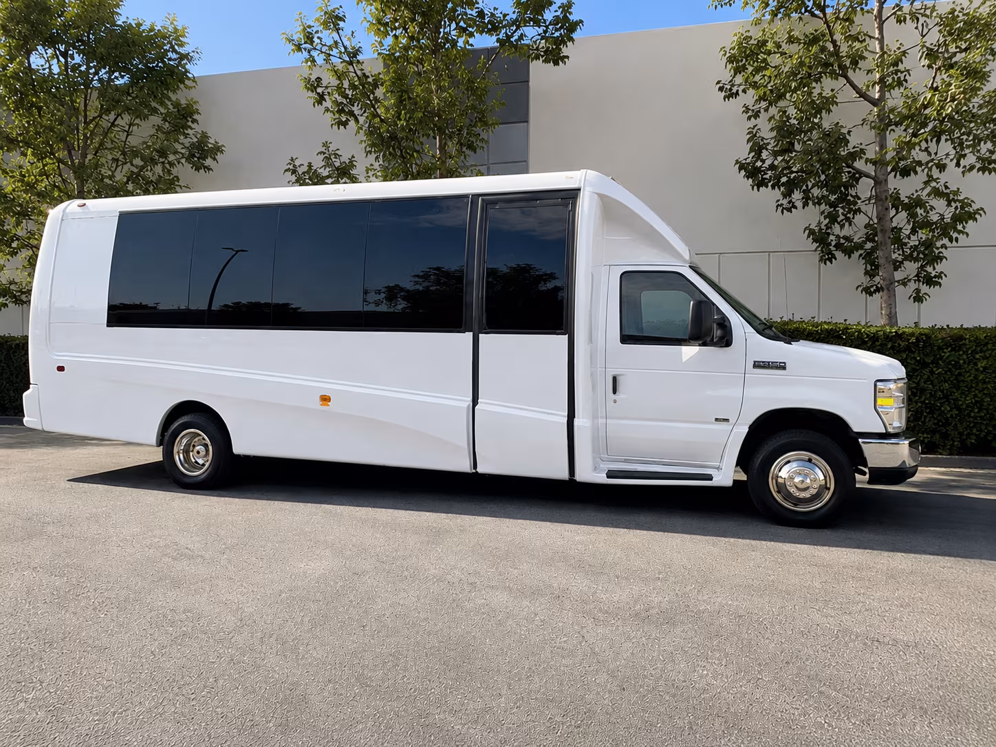 find and book transportation for your next sporting event 1