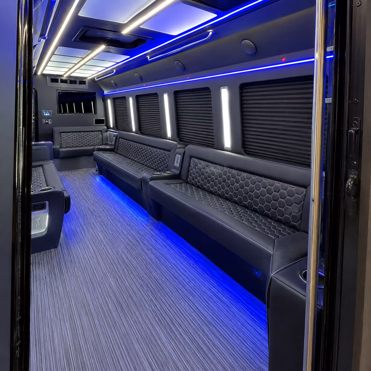 senior ministry and accessible church buses in warwick rhode island