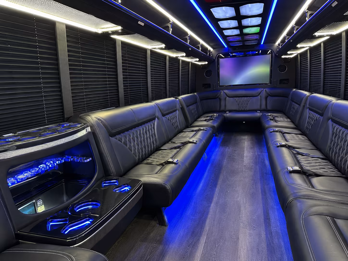 warwick 20 passenger party bus inside
