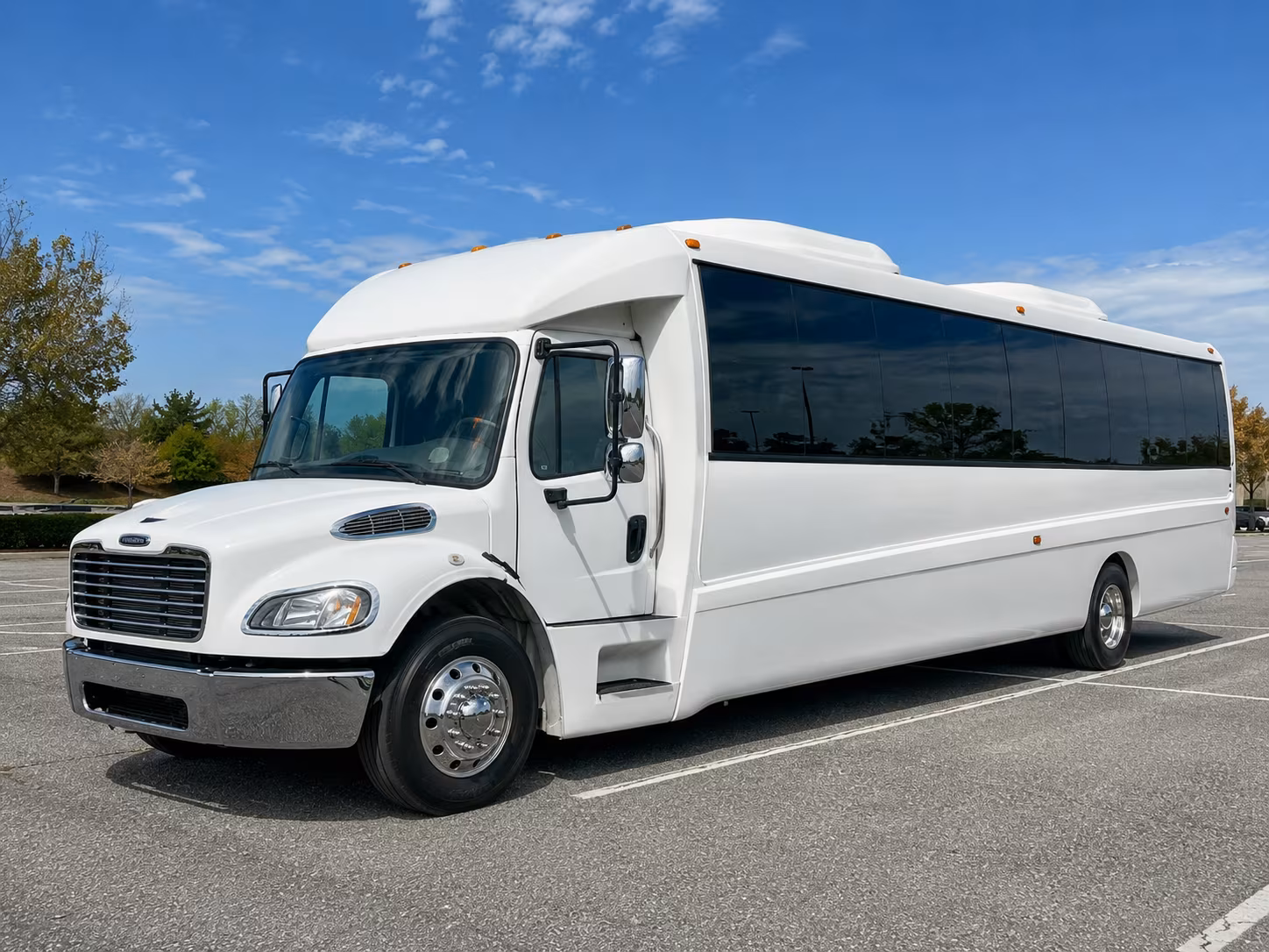 warwick 30 passenger party bus
