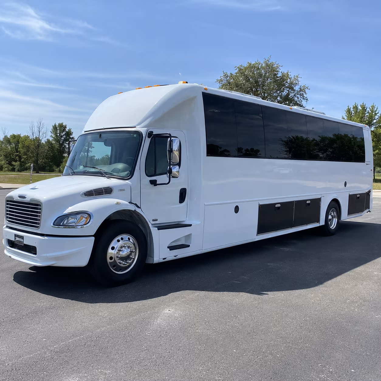 warwick 40 passenger party bus